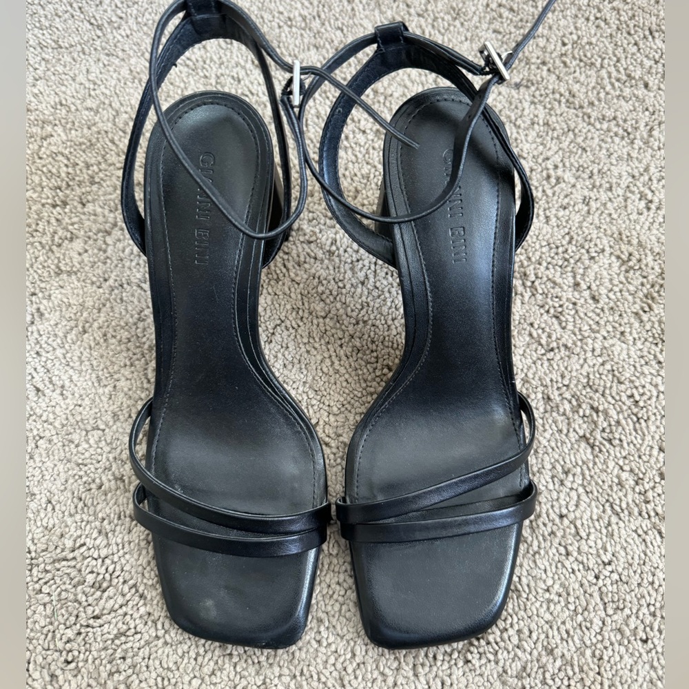 Gianni Bini Zarriah Sandal Heels